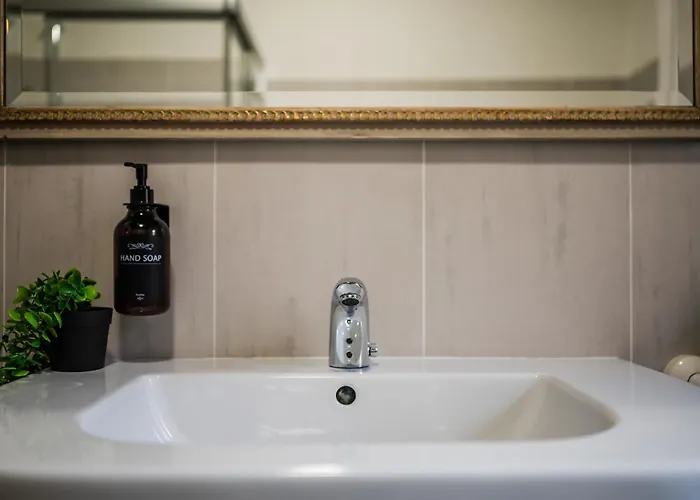 Infinity Free Parking *