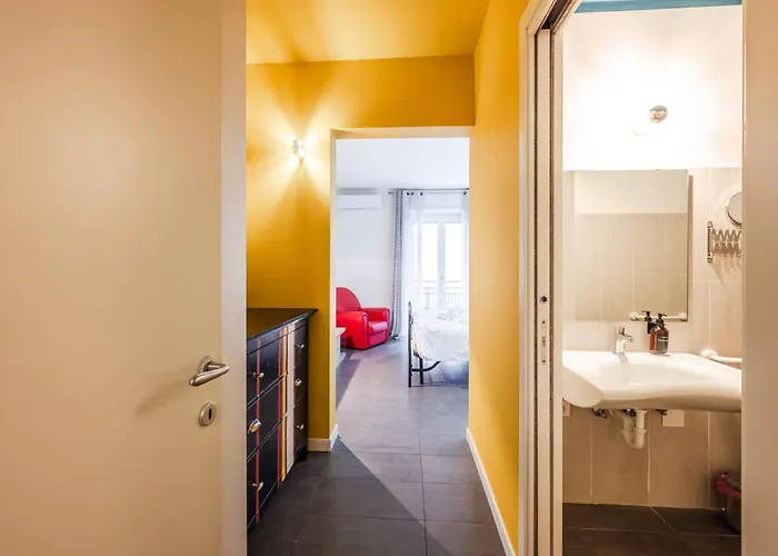 Infinity Free Parking